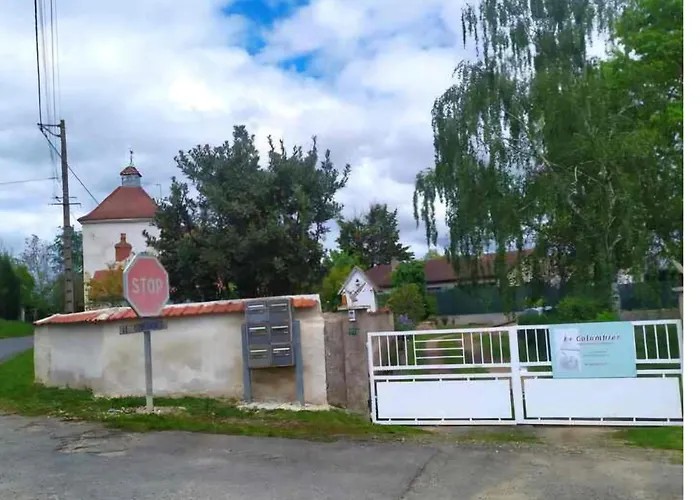 Proche De Le Colombier Confort Parking Prive Vichy